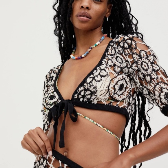 For Love & Lemons Sofia Crochet Cropped Top S Tie Front Boho Loose Knit NWT - Picture 1 of 7